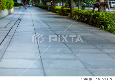 街並み 道路 舗装 街並み 道路 舗装 58154319