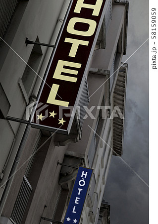 Two and three stars hotels 58159059