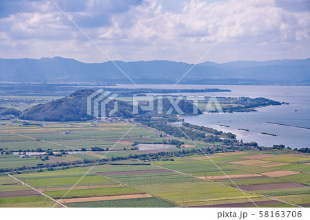 【八幡山 西の丸址からの琵琶湖】 滋賀県近江八幡市宮内町 【八幡山 西の丸址からの琵琶湖】 滋賀県近江八幡市宮内町 58163706