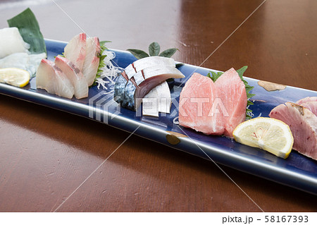 刺身盛り合わせ 58167393
