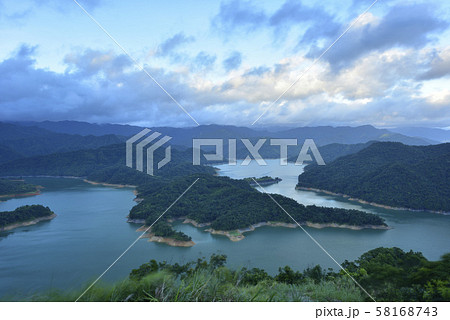 青色 青 青い 58168743