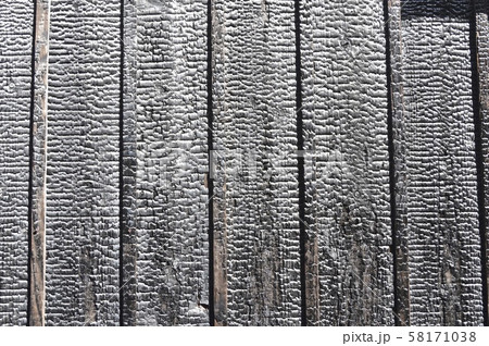 焼け焦げた板壁（倉敷美観地区･岡山県倉敷市） 58171038