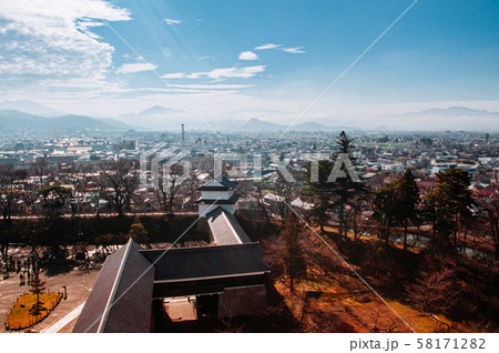 Aizu Wakamatsu Tsuruga Castle guard tower black 58171282