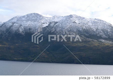 南米パタゴニア　フィヨールド 58172899