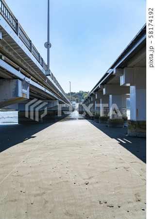 【神奈川県】江の島大橋　江の島弁天橋　橋脚 58174192