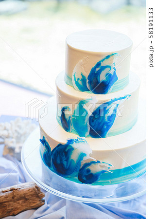 結婚式　ウェディングケーキ 58191133