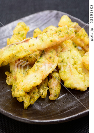 おいしいイカの磯辺揚げ おいしいイカの磯辺揚げ 58191338