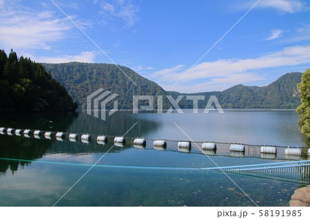 沼沢湖（福島県・金山町） 58191985