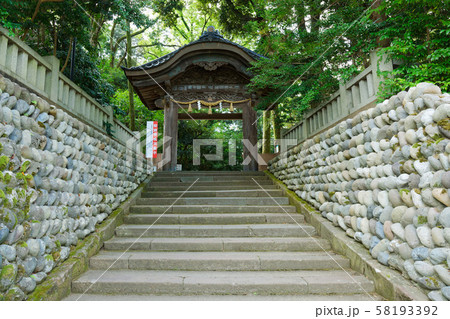 尾山神社　東神門 58193392