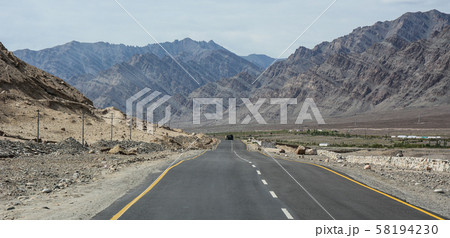 Mountain road in Ladakh, North of India 58194230