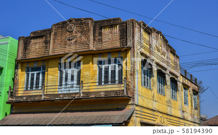 Old building in Pyin Oo Lwin, Myanmar Old building in Pyin Oo Lwin, Myanmar 58194390