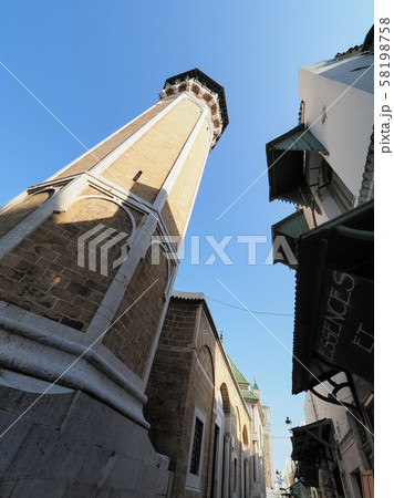 チュニジア ハムダ・パシャ・モスク / Hammouda Pacha Mosque, Tunis 58198758