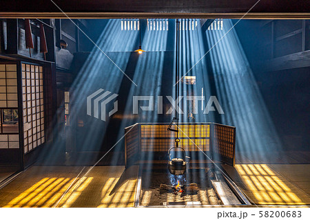 妻籠宿　脇本陣奥谷　光芒　【長野県】 58200683