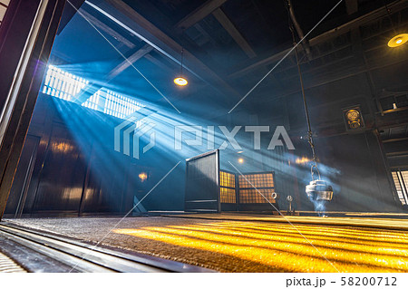 妻籠宿　脇本陣奥谷　光芒　【長野県】 58200712