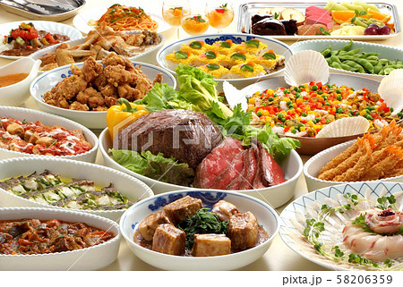 食品　魚　牛肉　豚肉　料理集合　料理　ブッフェ　和洋食　和洋料理　ディナー　デザート　ローストビーフ 58206359