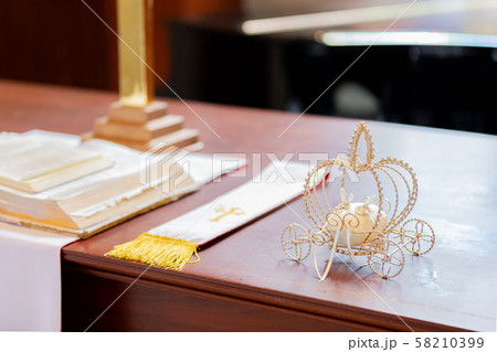 結婚指輪 挙式 結婚指輪 挙式 58210399