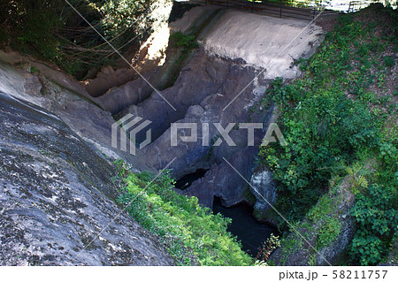 馬場楠井手の鼻ぐり(加藤清正が築造した歴史的農業施設) 馬場楠井手の鼻ぐり(加藤清正が築造した歴史的農業施設) 58211757