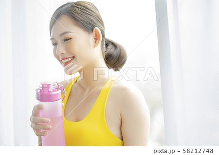 女性 スポーツ ヘルシー 女性 スポーツ ヘルシー 58212748