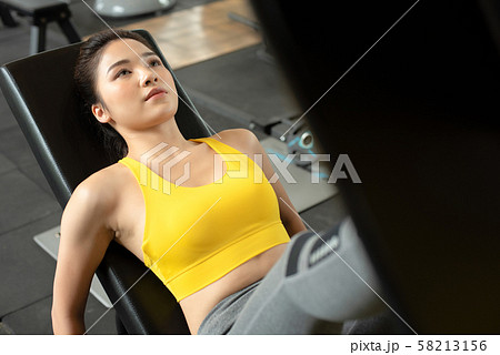 女性　スポーツ　ヘルシー 58213156