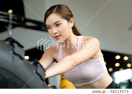 女性 スポーツ ヘルシー 女性 スポーツ ヘルシー 58213573