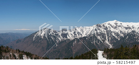 【パノラマ】笠ヶ岳 白山連峰 【パノラマ】笠ヶ岳 白山連峰 58215497