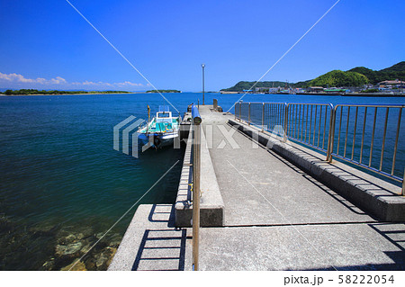 淡路橋立（成ヶ島/なるがしま）にある成ヶ島汽船の桟橋 58222054