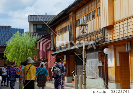 金沢　ひがし茶屋街の町並み 58222742