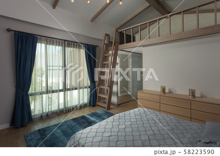 room room 58223590