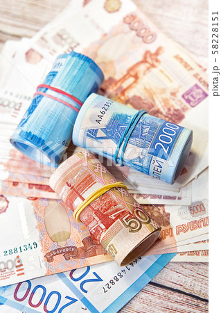 It's time to pay taxes. A lot of Russian money. 58228151