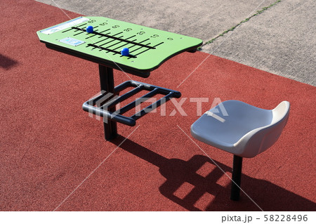 座位体前屈測定　健康器具 58228496