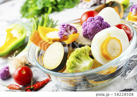 raw vegetables 58228508