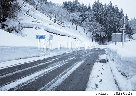 雪道 58230528