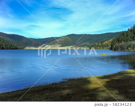 中国・普達措 属都湖 / Shudu Lake, Potatso, Yunnan, China 58234123
