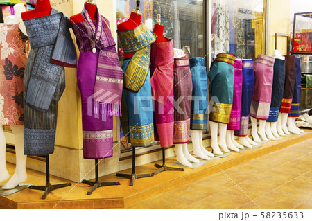 ルアンパバーン ダラマーケットの服飾店 ルアンパバーン ダラマーケットの服飾店 58235633