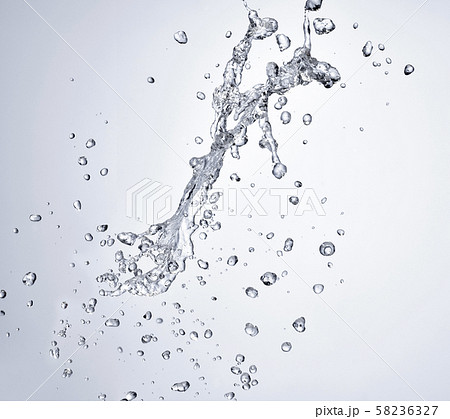 水しぶき(白バック) 水しぶき(白バック) 58236327