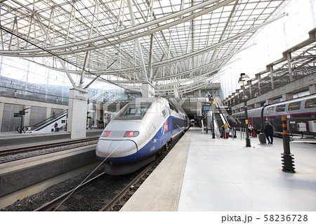 SNCFシャルルドゴール空港駅 58236728