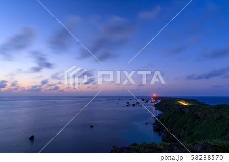 宮古島_東平安名崎の夜明け 宮古島_東平安名崎の夜明け 58238570