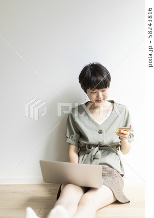 オンライン決算　キャッシュレス 58243816