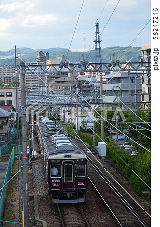 阪急逆瀬川にて 阪急逆瀬川にて 58247246