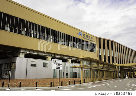 JR新高岡駅 北陸新幹線 城端線 南口 富山県高岡市 JR新高岡駅 北陸新幹線 城端線 南口 富山県高岡市 58253465
