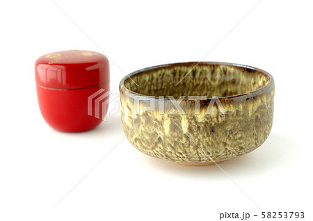 笠間焼　失透窯変釉の抹茶茶碗と朱色の棗 58253793