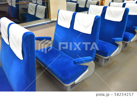 新幹線の座席 58254257