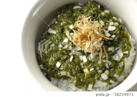 めかぶ丼 58254971