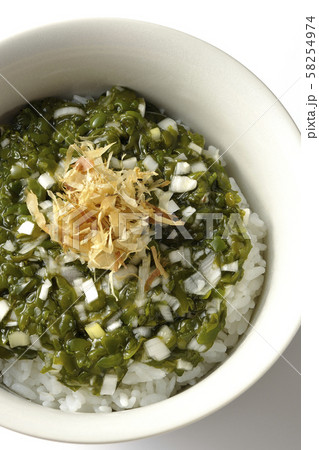 めかぶ丼 58254974