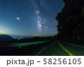 妙義山麗と天の川 58256105