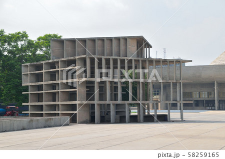 キャピトルコンプレックスの影の塔 58259165