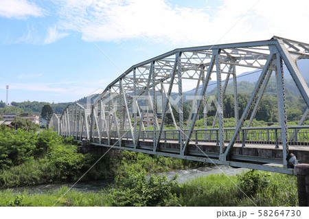 平山橋（神奈川県愛川町） 58264730