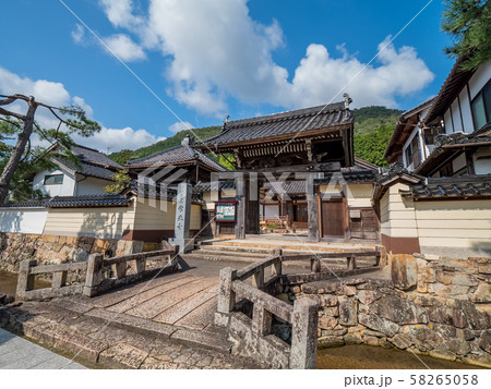 竹田城跡ふもと 竹田駅近くの常光寺 竹田城跡ふもと 竹田駅近くの常光寺 58265058