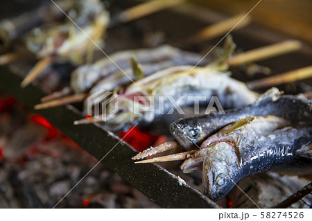 魚の串焼き 魚の串焼き 58274526