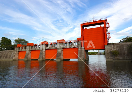 旧岩淵水門（赤水門） 荒川放水路 58278130